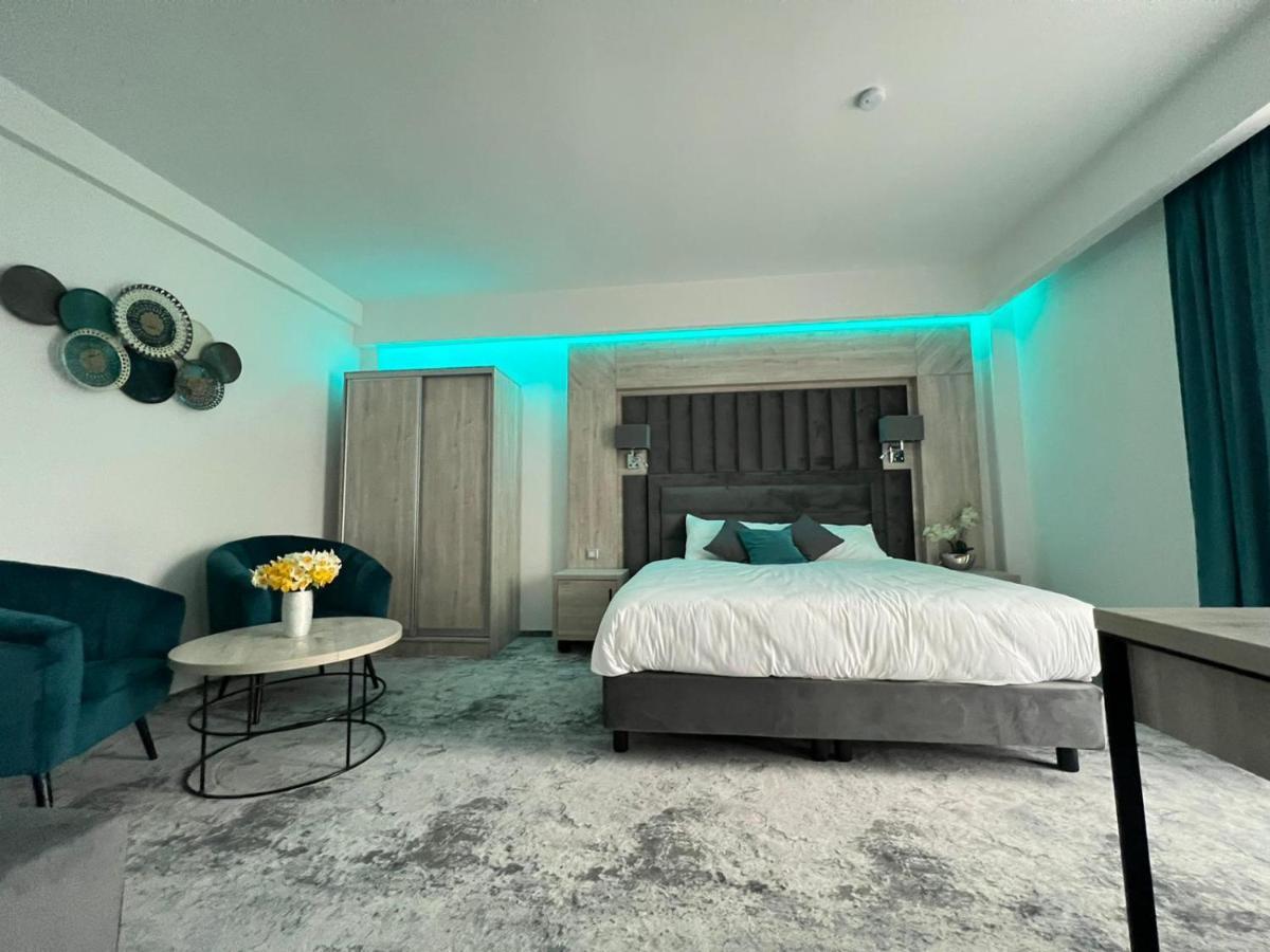 Majestic Boutique Hotel Adult Only Băile Felix 外观 照片