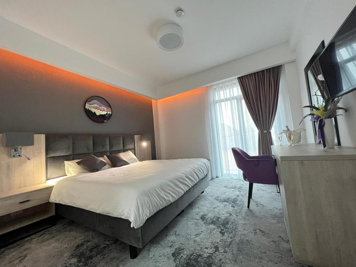 Majestic Boutique Hotel Adult Only Băile Felix 外观 照片