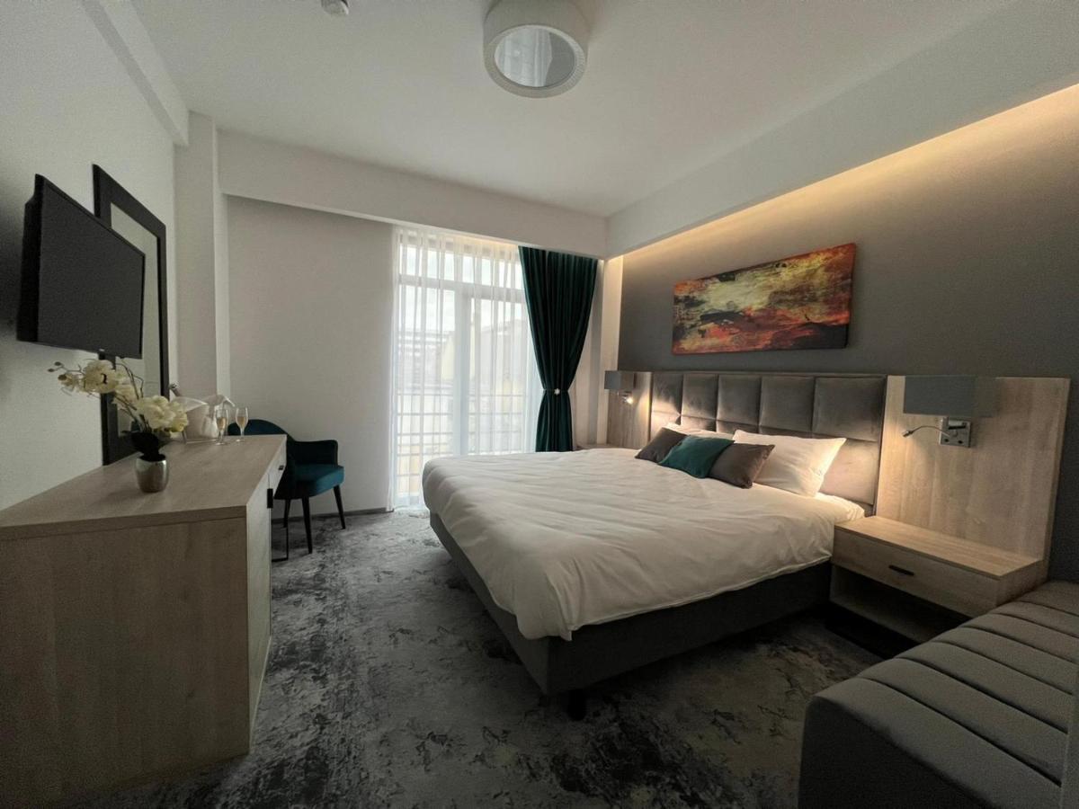 Majestic Boutique Hotel Adult Only Băile Felix 外观 照片