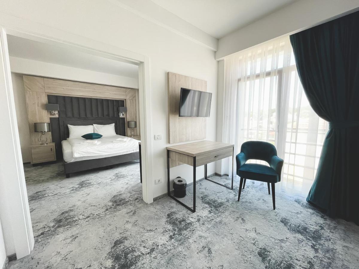 Majestic Boutique Hotel Adult Only Băile Felix 外观 照片